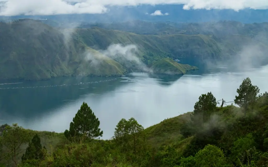 Sewa Mobil Hiace Medan